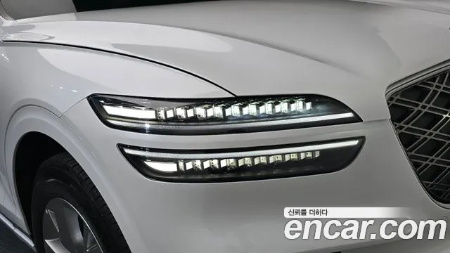 Genesis GV70 — Фото автомобиля 7
