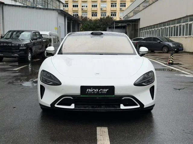 Xiaomi SU7 — Фото автомобиля 2