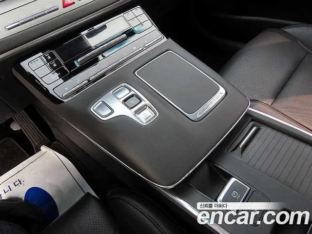 Hyundai Grandeur Grandeur (New) — Фото автомобиля 10
