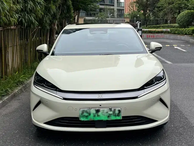 BYD Qin L — Фото автомобиля 2