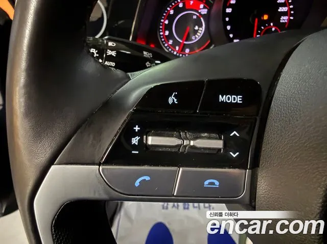 Hyundai Avante CN7 — Фото автомобиля 9