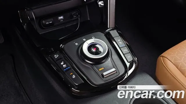 Kia Seltos New — Фото автомобиля 12