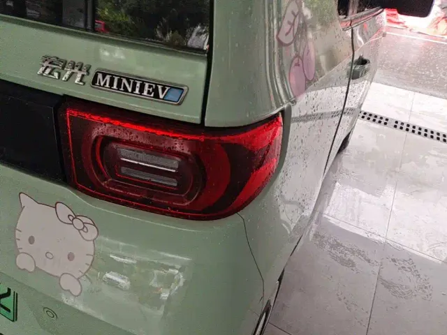 Wuling Hongguang Mini EV — Фото автомобиля 7