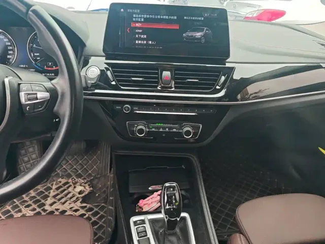 BMW 1 Series — Фото автомобиля 12