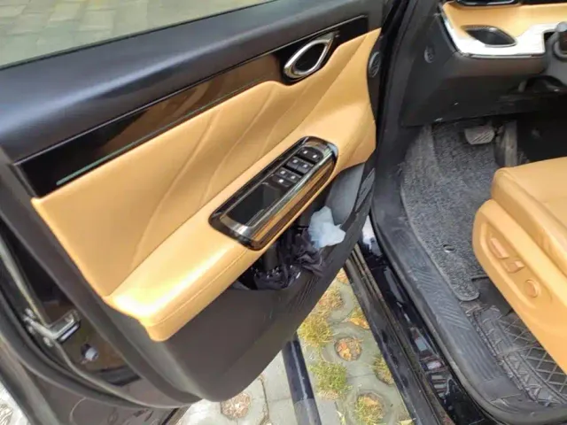 GAC Trumpchi E8 — Фото автомобиля 7