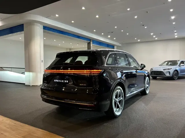 Shangjie SUV — Фото автомобиля 15