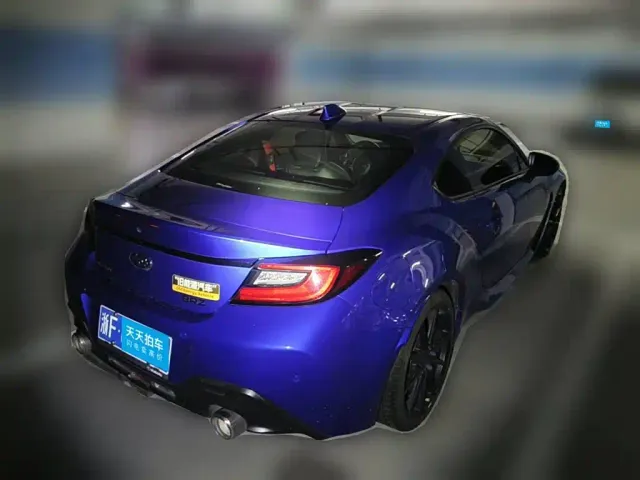 Subaru BRZ — Фото автомобиля 2