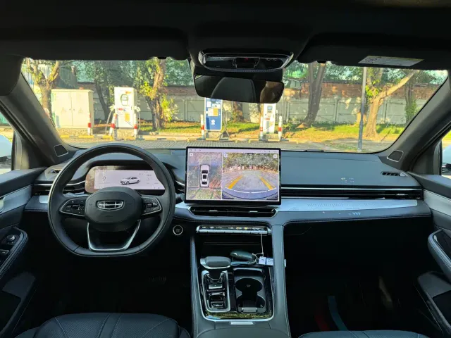 Geely Xingrui — Фото автомобиля 10