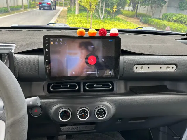 Wuling Zhiguang NEV — Фото автомобиля 11