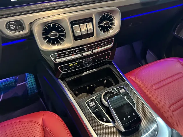 Mercedes-Benz G-Class — Фото автомобиля 12