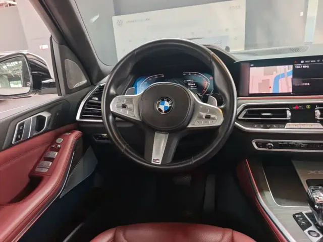 BMW X5 — Фото автомобиля 14