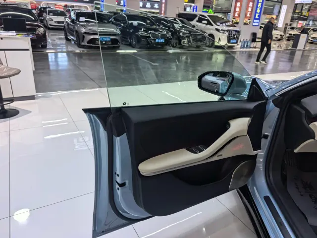 Nio ET5 Touring — Фото автомобиля 7