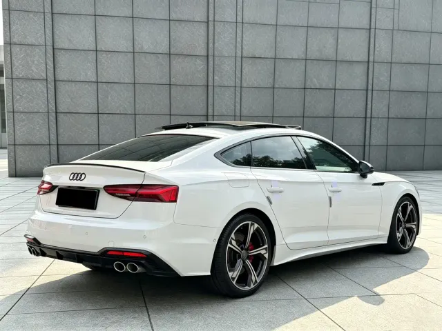 Audi Audi A5 (Import) 2022 Sportback 45 TFSI quattro Premium Dynamic — Фото автомобиля 14