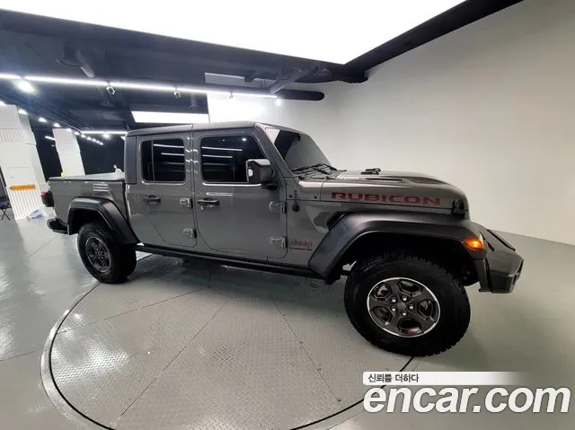 Jeep Gladiator Gladiator (JT) — Фото автомобиля 2