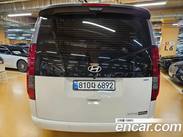 Hyundai Staria Новый Staria — Фото автомобиля 4