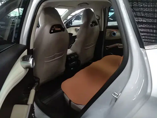 BYD Yuan PLUS — Фото автомобиля 16