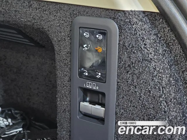 Land Rover Range Rover — Фото автомобиля 16