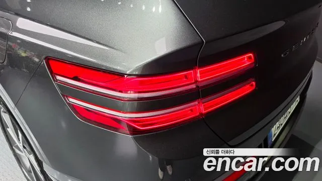 Genesis GV80 — Фото автомобиля 23
