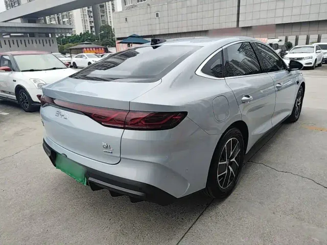 BYD Qin L — Фото автомобиля 6