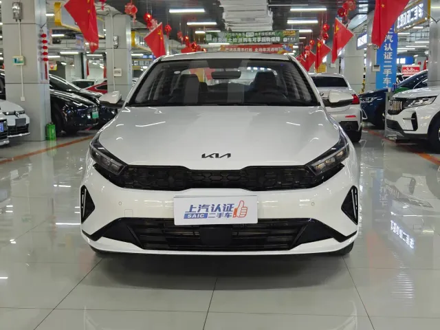Kia K3 — Фото автомобиля 2