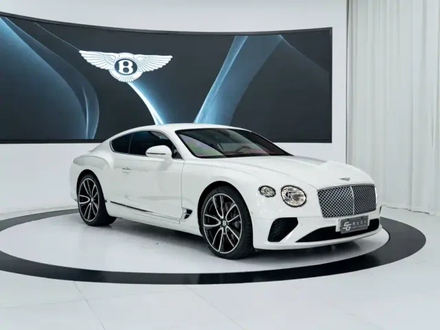 Bentley Continental — Фото автомобиля 3