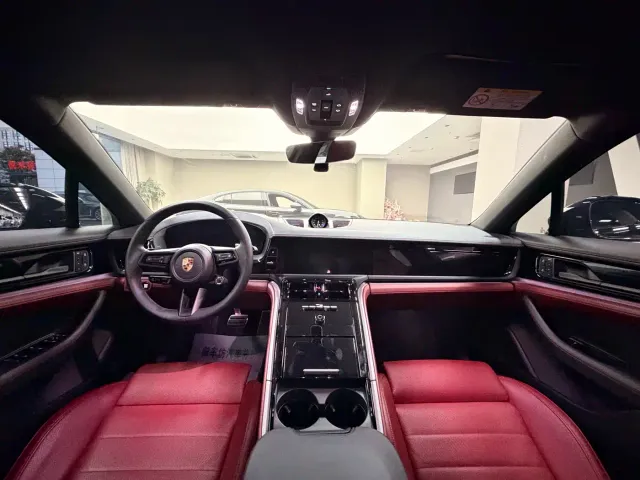 Porsche Panamera — Фото автомобиля 14