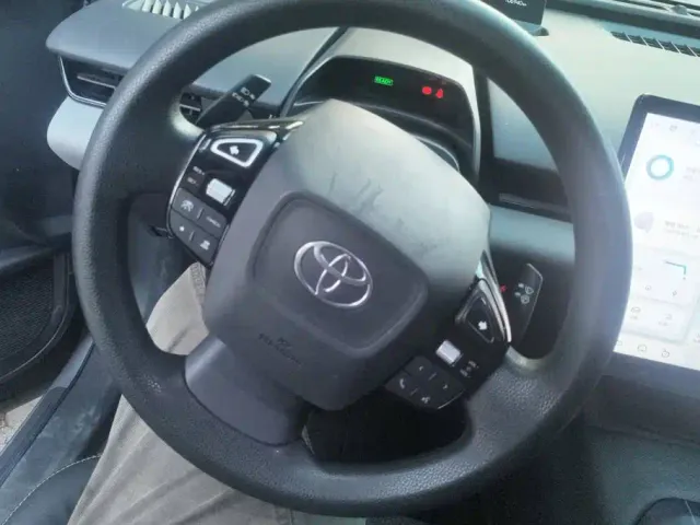 Toyota bZ5 — Фото автомобиля 15