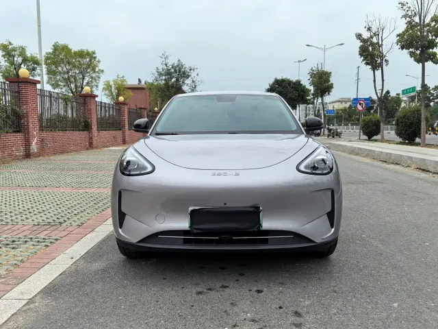 Фотография автомобиля — Geely Starry Wish