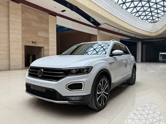 Фотография автомобиля — Volkswagen T-Roc