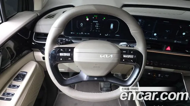 Kia Carnival Generation 4 — Фото автомобиля 21