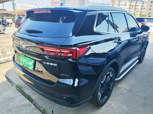 Ford Lingrui — Фото автомобиля 6