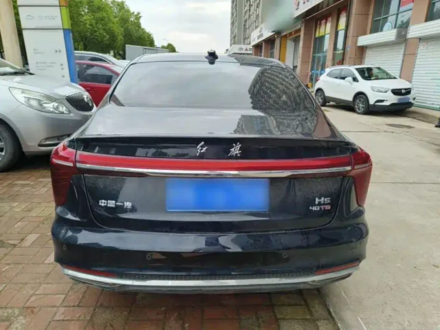 Hongqi H5 — Фото автомобиля 3