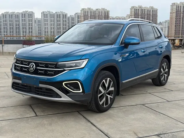 Фотография автомобиля — Volkswagen Tayron GTE Plug-in Hybrid