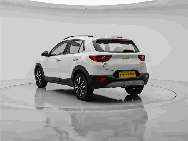 Kia KX1 — Фото автомобиля 4