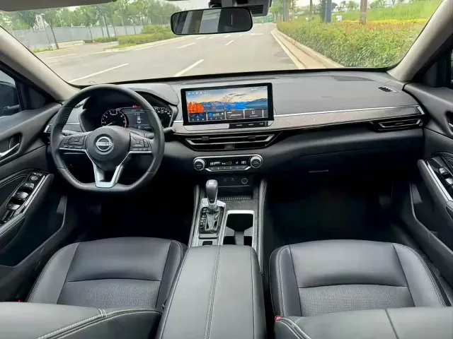Nissan Teana — Фото автомобиля 5