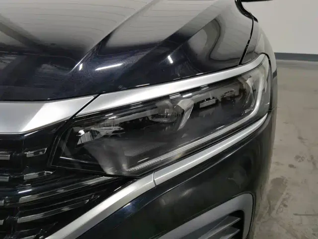 Volkswagen Passat — Фото автомобиля 7