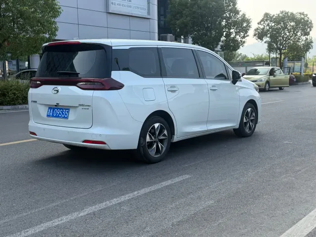 GAC Trumpchi M6 — Фото автомобиля 12