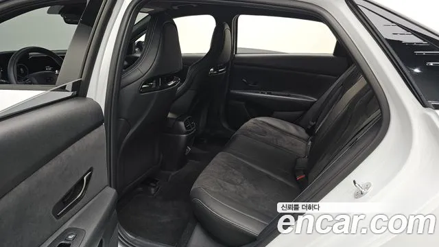 Hyundai AVANTE — Фото автомобиля 23