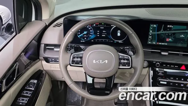 Kia Canival — Фото автомобиля 13