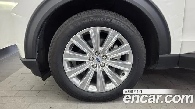 Ford Explorer Explorer 6 поколение — Фото автомобиля 5