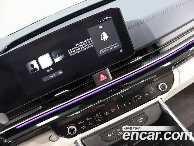Kia Carnival Generation 4 — Фото автомобиля 14