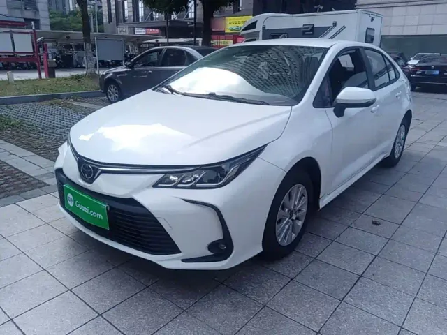 Фотография автомобиля — Toyota Corolla