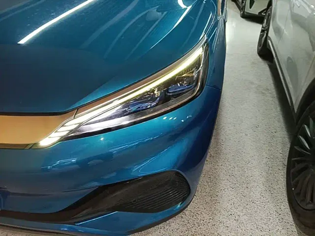 BYD Yuan PLUS — Фото автомобиля 23