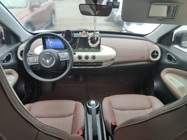 Wuling Bingo — Фото автомобиля 9
