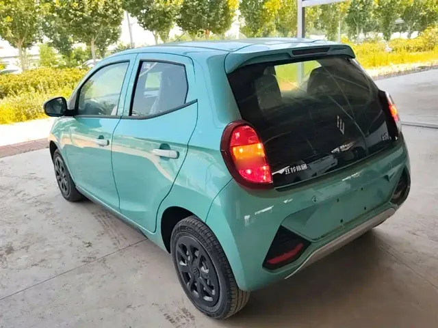 JMEV Xiaoqilin — Фото автомобиля 4
