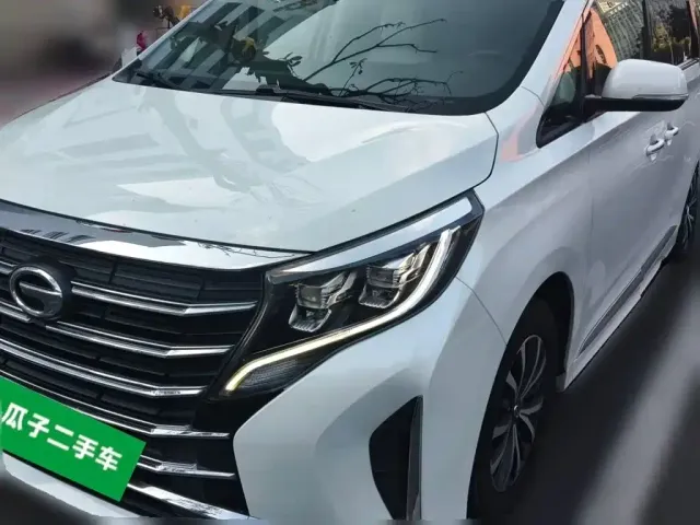 Фотография автомобиля — GAC Trumpchi M8