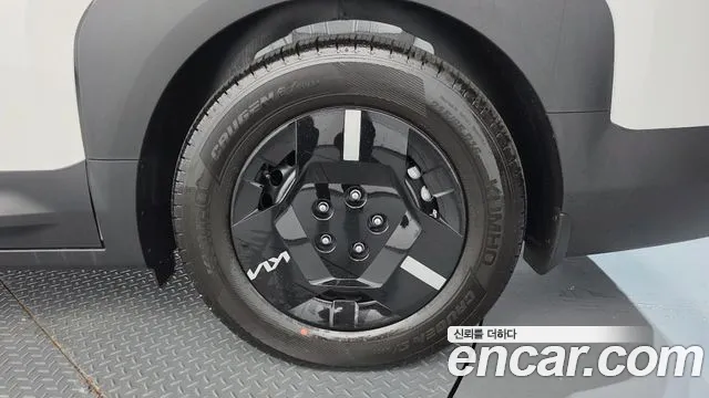 Kia PV5 — Фото автомобиля 21