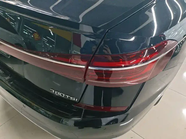 Volkswagen Passat — Фото автомобиля 7