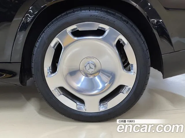 Mercedes-Benz GLS-Class — Фото автомобиля 18