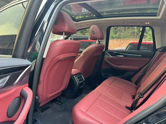 BMW X3 — Фото автомобиля 9